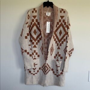 Pinque Women's Cream and Brown Geometric Sweater